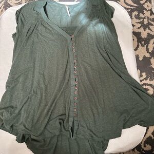 FREE PEOPLE- size XS- relaxed green shirt- barely woren